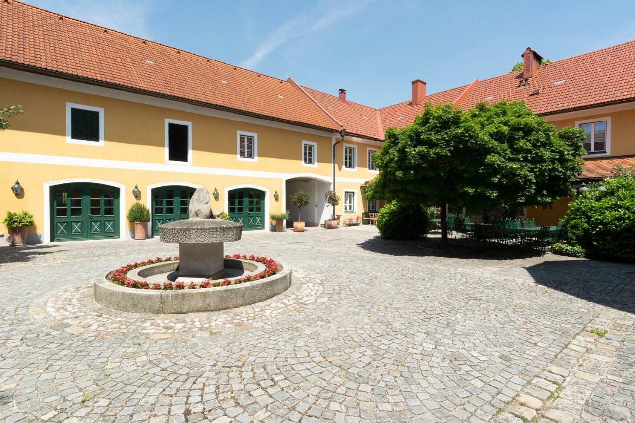 Gasthof Fischer Doernbach Wilhering 외부 사진